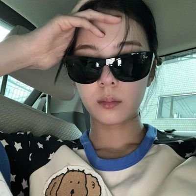 inskies_a's profile picture. to step out in the wild and set sail into the unknown