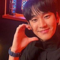 Kim Soo-hyun (@kimsoohyun_02) 's Twitter Profile