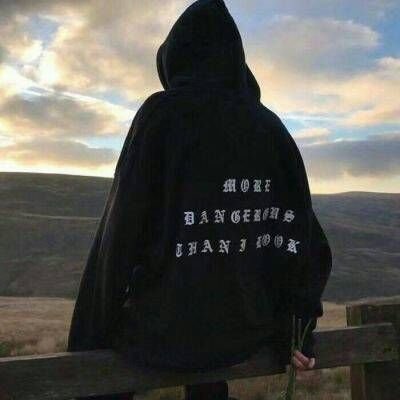 t457121355's profile picture. 