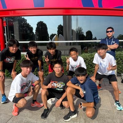 rikuoacofficial's profile picture. あなたの可能性を最大に！！陸上競技を通じて「人間力」を育み【自己実現】を目指す陸王ACです！ 大会結果や練習風景など更新していきます。 2025年度 現在：全国中大会16名、箱根駅伝1名出場！大阪府の皆様から選ばれています！本気で努力する選手たちを応援しています！初心者•未経験者大歓迎です！