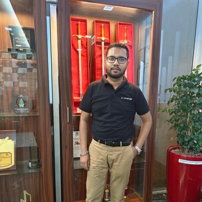Live Life Fullest👊...
Movie Buff & Enthusiast🤩...
Operation Specialist @BrookfieldProperties 🧑💻...
Ex Cinema Head at @PVRINOX 🎬🍿🥤