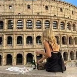 Jonoor94838's profile picture. 