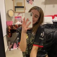 Mia James (@miajames124438) 's Twitter Profile