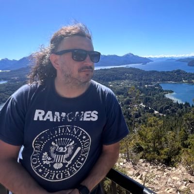 MauroRussomando's profile picture. las cosas que pasan