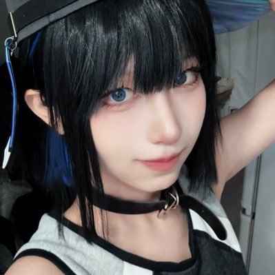 여기 트친분들은 원래 친했던 것처럼 갑자기 말 걸어도 괜찮으신걸로 알겠습니다 ? 👥@sunhae001