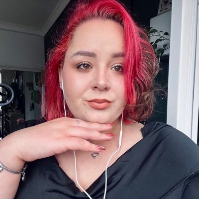 🏳️🌈 | 🇿🇦 | 🇮🇹 | 🇵🇸 | Intersectional feminist🌷 | Political nerd 🧠 | Kindness always comes back 💫