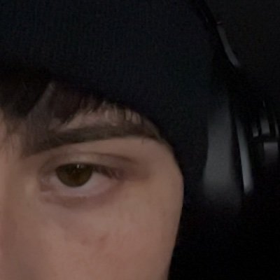 18 yo looking to have fun. Will take any requests just message me directly and I’ll see what I can do.❤️