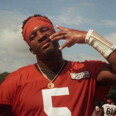 bakeyaus's profile picture. WE ARE BACK ⚡️