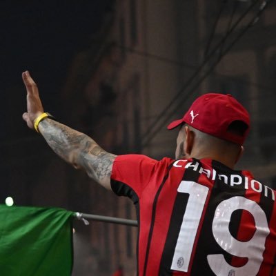 Milan Comps Profile
