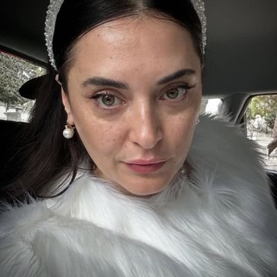 justtaslihaan's profile picture. 