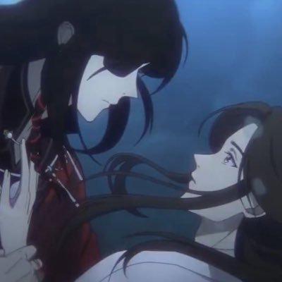 zuwujun's profile picture. i write stuff & ppl like it sometimes