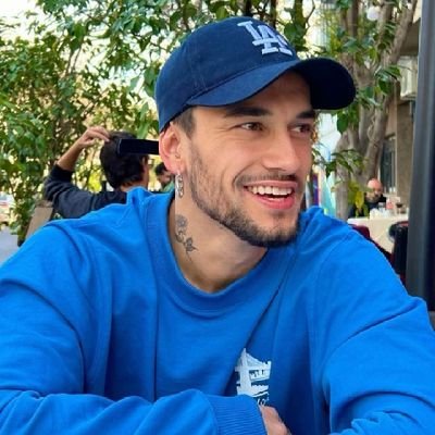 Howdy Y'all is ur boy Agustin here, sittin' down to say thanks from the bottom of my heart to each and every one of my amazing fan