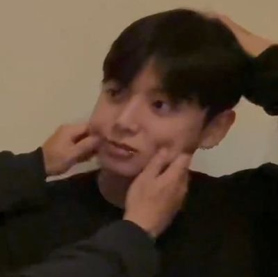 oknaisyode's profile picture. 스키챱챱발라야대여?
춉춉춉춉춉춉춉