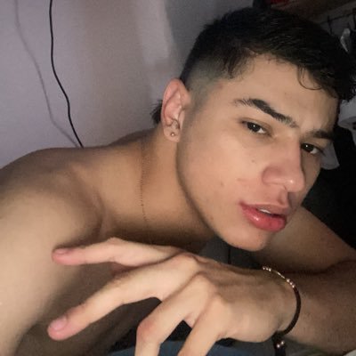 JuanH_2801's profile picture. Del Cali desde que tengo memoria💚💚