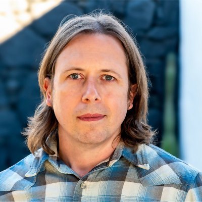 Software Engineer, Product Manager, CrossFitter. Currently leading Product Management at Google.