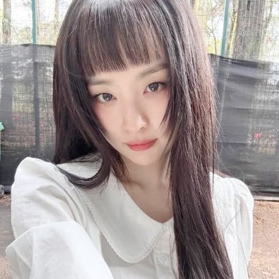 filmmo. 1893 ⠀( 弗洛 · muse )⠀corona de espinas ⠀、 gri.moon⠀ノ ⠀art’vet,⠀efímero & etéreo ── 𝗅𝗂𝗅𝖺́𝗌͏ co.