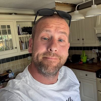 JayMuzzzzz's profile picture. fuzzyduck