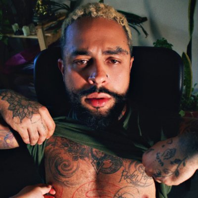 xavierovitor's profile picture. Mais íntimo do que os íntimos, é aqui: https://t.co/v99KEVs5lG
33 anos, modelo, biólogo, artesão, bonito e gostoso.