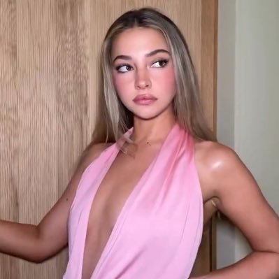 dejvws's profile picture. 