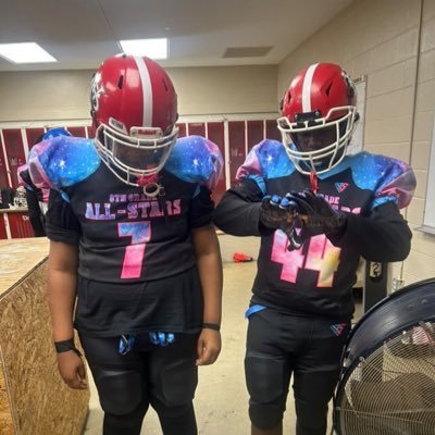 Antrelmont3928's profile picture. C/O 2029 Vero Beach high school DL/OL 6’1 250lb 3.7GPA “god is good”