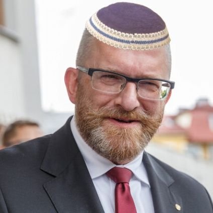 Pro-Ukraine🇺🇦 Pro-Israel🇮🇱 Pro-UE🇪🇺 Pro-LGBT🏳️🌈 Catholic✝️ Monarchist👑
#KKP2027 #DrużynaBrauna #ZjednoczonyFrontGaśnicowy