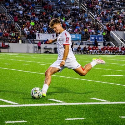 meveritt's profile picture. 