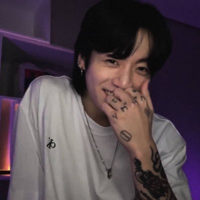 mnihoney1's profile picture. ⋆⁺₊✧ 𝓭𝓮𝓬𝓪𝓵𝓬𝓸𝓶𝓪𝓷𝓲́𝓪 ✧₊⁺⋆   Only