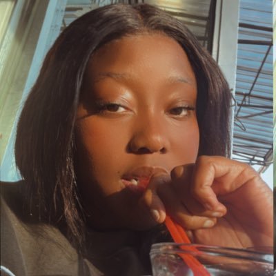 I tweet for fun | This is not the real me, just my unhinged intrusive thoughts😘