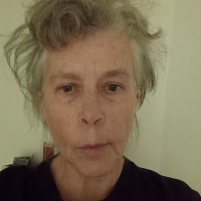 reads books
https//substack.com/@bernadettematthews593423