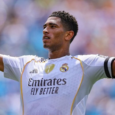 𝐒𝐎𝐂𝐈𝐎 𝐃𝐄𝐋 𝐑𝐄𝐀𝐋 𝐌𝐀𝐃𝐑𝐈𝐃 🤍💜
Fan del RM, LM10, FM30, JB5 y AG15. Antes @LordJudeRM, desde 2023.
@realmadrid 🤍