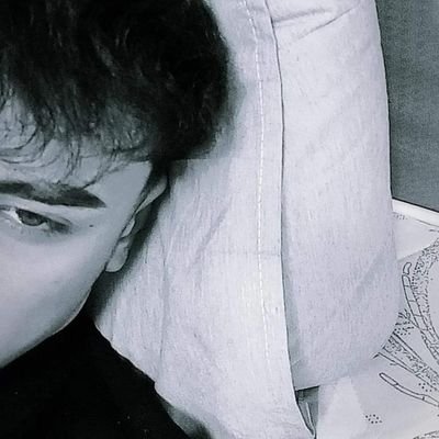 emircanolmez030's profile picture. 