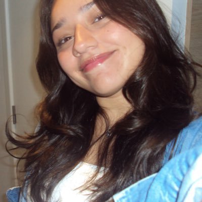 gabyale1510's profile picture. 