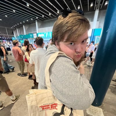 becosyaragli's profile picture. the only white guy without a podcast apparently