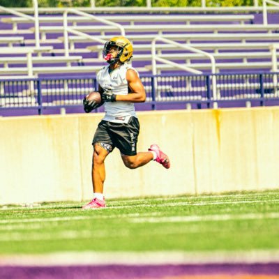 rjmays5's profile picture. 27’, 3.6 gpa, RB/LB, St Johns Jesuit High school, 5’10 194 pounds, #419-265-8791, @Coachjoehorn