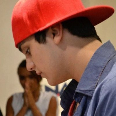 Porque o melhor lugar do mundo é dentro do teu abraço @luansantana ❤ | ⚖️❤️📚