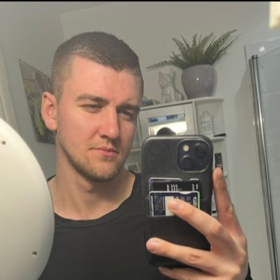 Jaaaay1999's profile picture. 