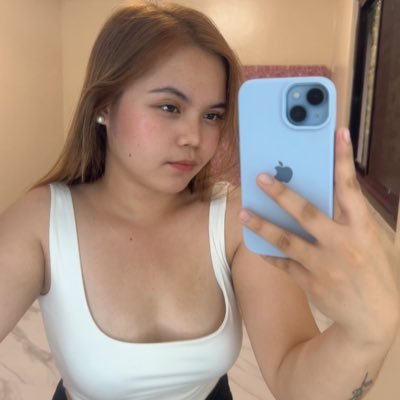 yoitskieshna's profile picture. PEACE OVER EVERYTHING