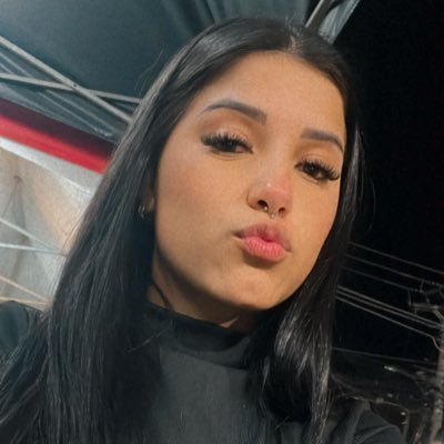 Metade fé, metade axé 🐚🐍🌈 • 22y 🦋 • ♌ • Você nasceu de mim e eu renasci de você •28.02.2020• Eloá 👩👧💖