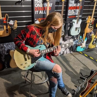 ✨ Music Lover ✨ Guitarist & Bassist in progress ✨ 19 y/o ✨ Just joined X, u can find me on Instagram, too, to see some earlier covers! 😊✨