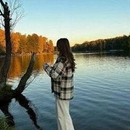 Jajiq8013648's profile picture. 