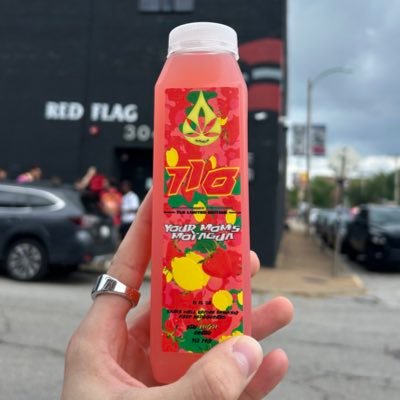 @yourmomshashco @STLsuntanlotion 🧴☀️ IG - @ sloobtoob2 @ stlquartz 🇩🇪 🇳🇬 🇺🇸 🇮🇹