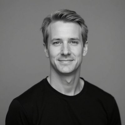 j0_gray's profile picture. Told my students: don't fear writing bad code - fear not rewriting it. Turns out... that stuck.