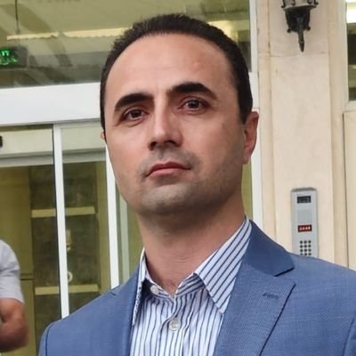 معمار ،
پژوهشگر آزاد حوزه تاریخ، ادبیات و علوم انسانی، از تبار کورد