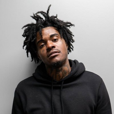 rezenityy's profile picture. I will kill all your dreams to make mine reality ٠࣪⭑