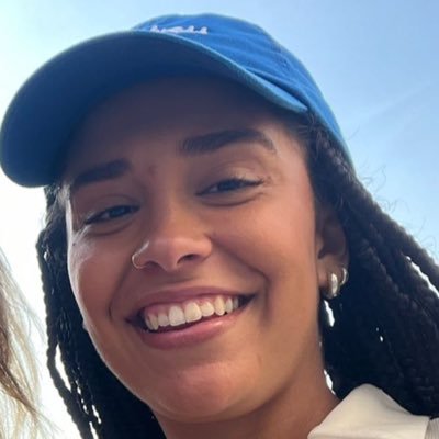 dailydagabis's profile picture. 