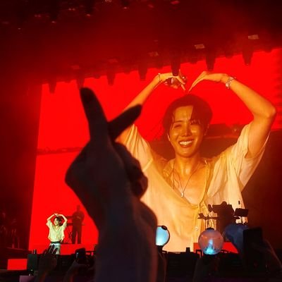 nami ⟭⟬💜⟬⟭ saw H♡BIさんのプロフィール画像