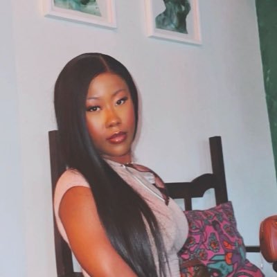 reallyrosemay's profile picture. Slightly taller than Frodo