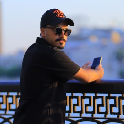 الحياة إما ان تكون مغامرة جريئه او لاشي✊🏻