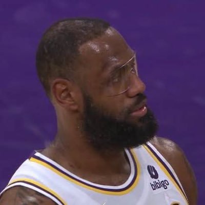 Mackaahz's profile picture. Bron’s game is poetry. I’m just here for the verses. #LeBronLoyalist