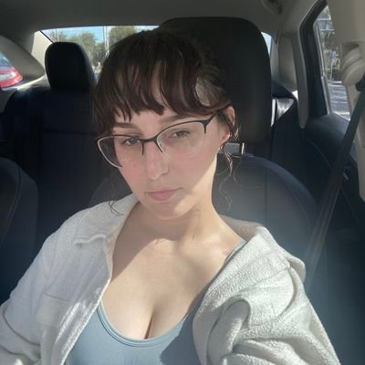 JoyJoyous486175's profile picture. 